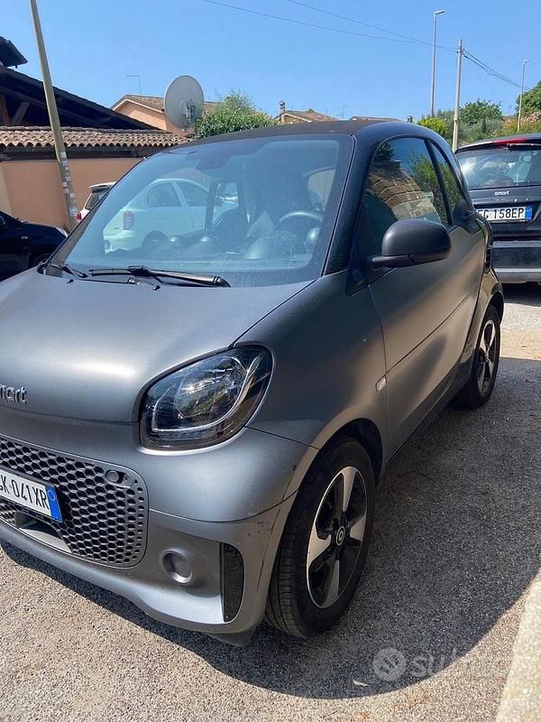 Usata Smart ForTwo Electric Drive 41 kW (56 CV) 2022 Grigio Utilitaria