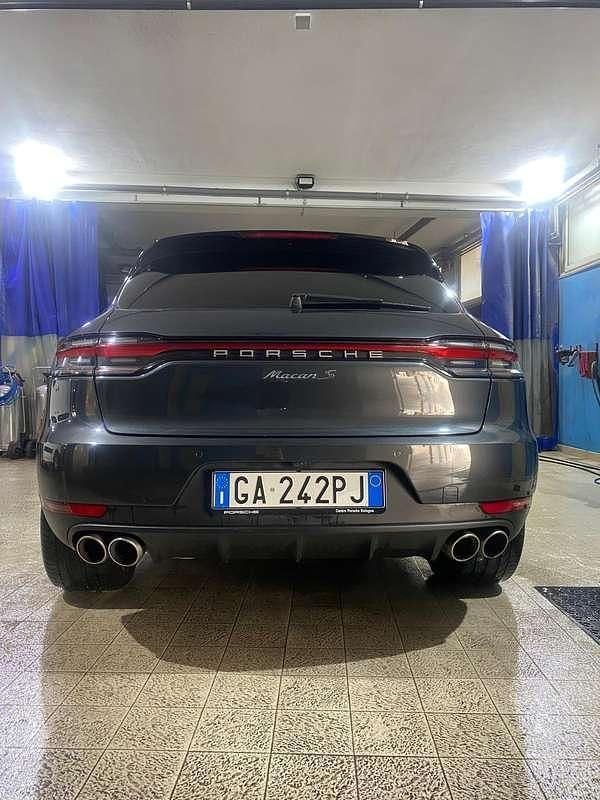 Usata Porsche Macan 354 CV (260 kW) 2020 Grigio SUV