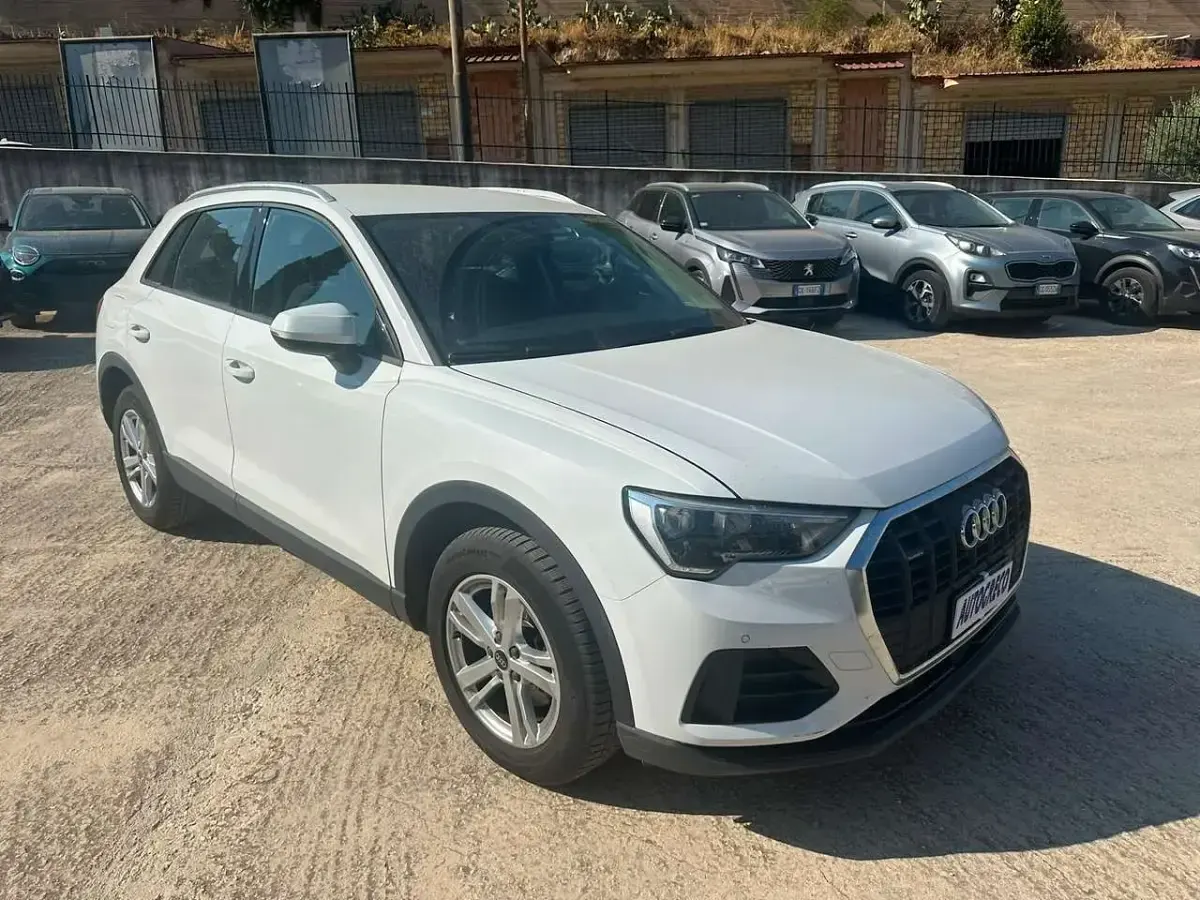 Usata Audi Q3 Business 150 CV (110 kW) 2022 Bianco SUV