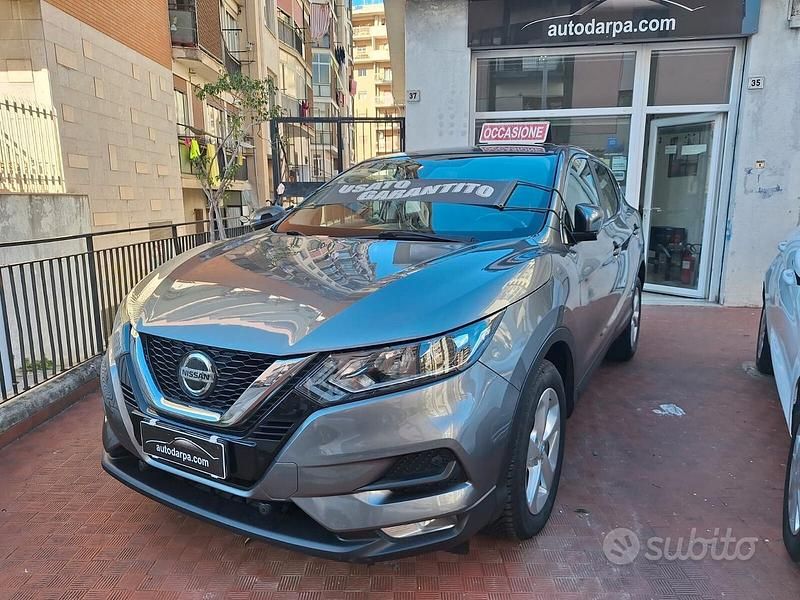 Usata Nissan Qashqai N-Connecta 115 CV (84 kW) 2020 Grigio SUV