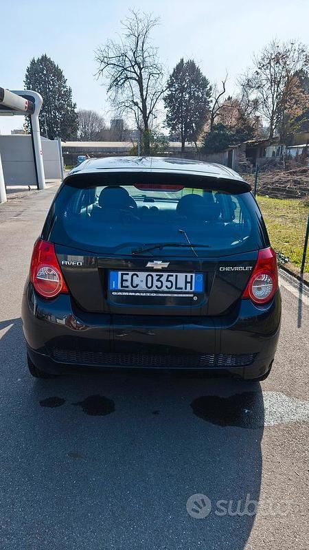Usata Chevrolet Aveo 2010 Nero Utilitaria