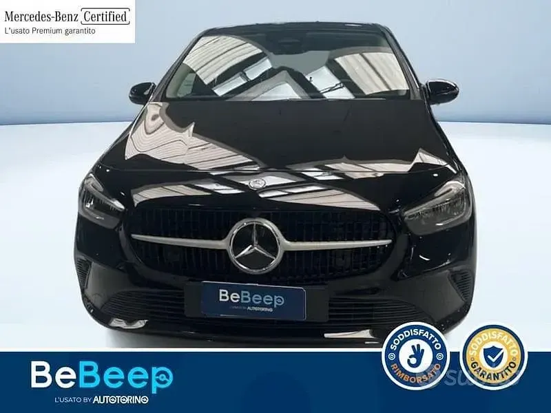 Usata Mercedes B180 Advanced 116 CV (85 kW) 2023 Nero metallizzato Utilitaria