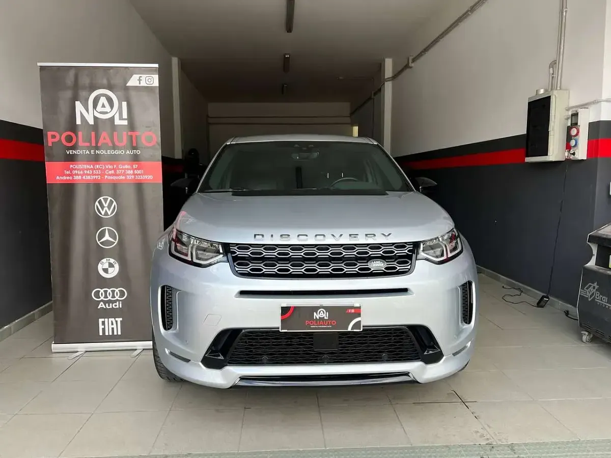 Usata Land Rover Discovery 5 R-Dynamic 150 CV (110 kW) 2021 Grigio SUV