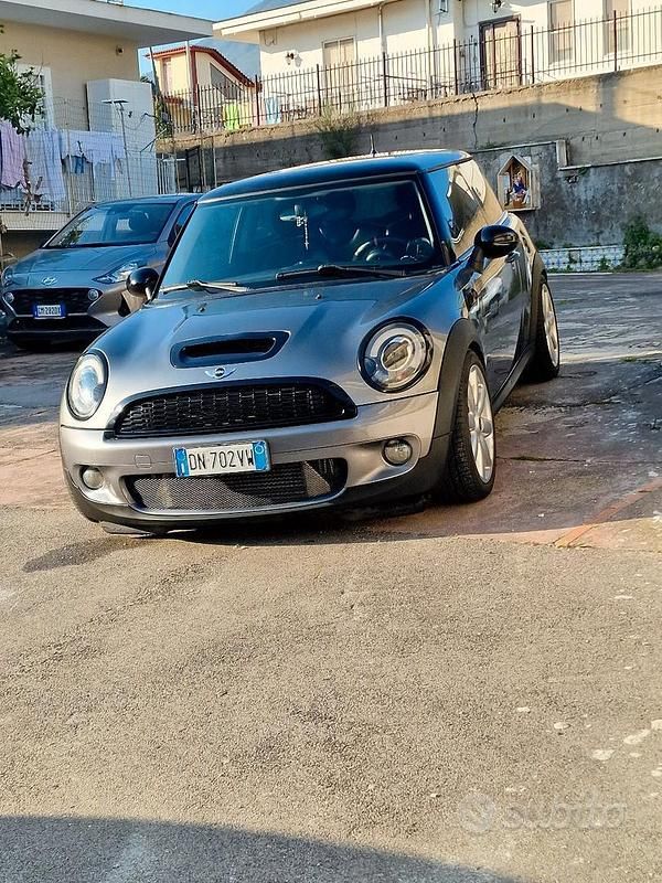 Usata Mini Cooper S 230 CV (169 kW) 2009 Utilitaria
