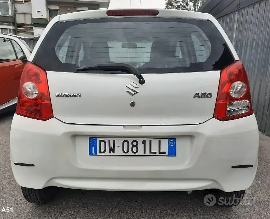 Usata Suzuki Alto 68 CV (50 kW) 2009 Bianco Utilitaria