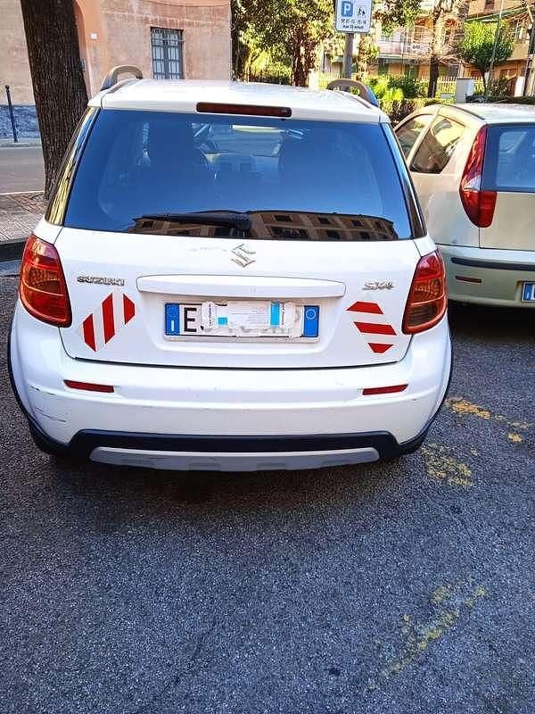 Usata Suzuki SX4 GLS 111 CV (81 kW) 2011 Bianco SUV