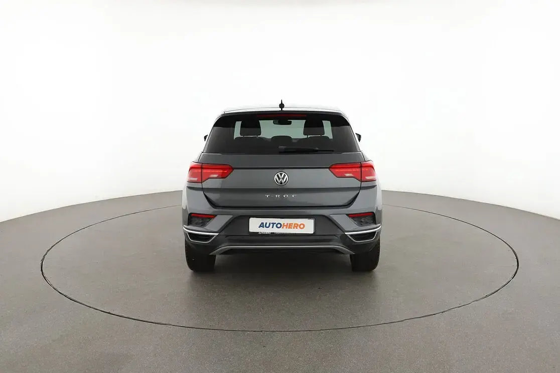 Usata VW T-Roc Style 116 CV (85 kW) 2018 Grigio SUV