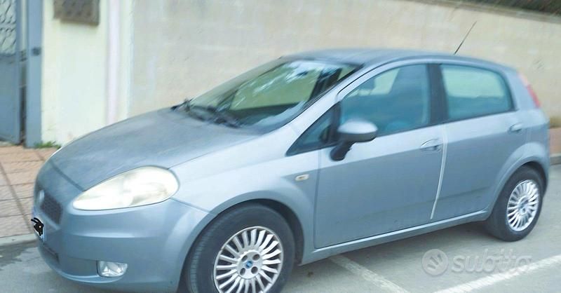 Usata Fiat Grande Punto 2005 Grigio Utilitaria
