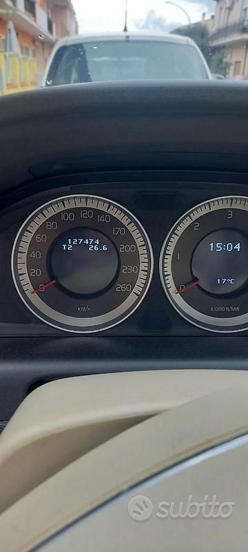 Usata Volvo XC60 163 CV (119 kW) 2012 Bianco SUV