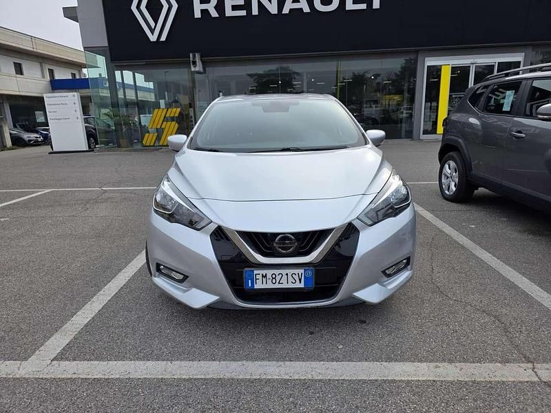 Usata Nissan Micra N-Connecta 90 CV (66 kW) 2017 Argento Utilitaria