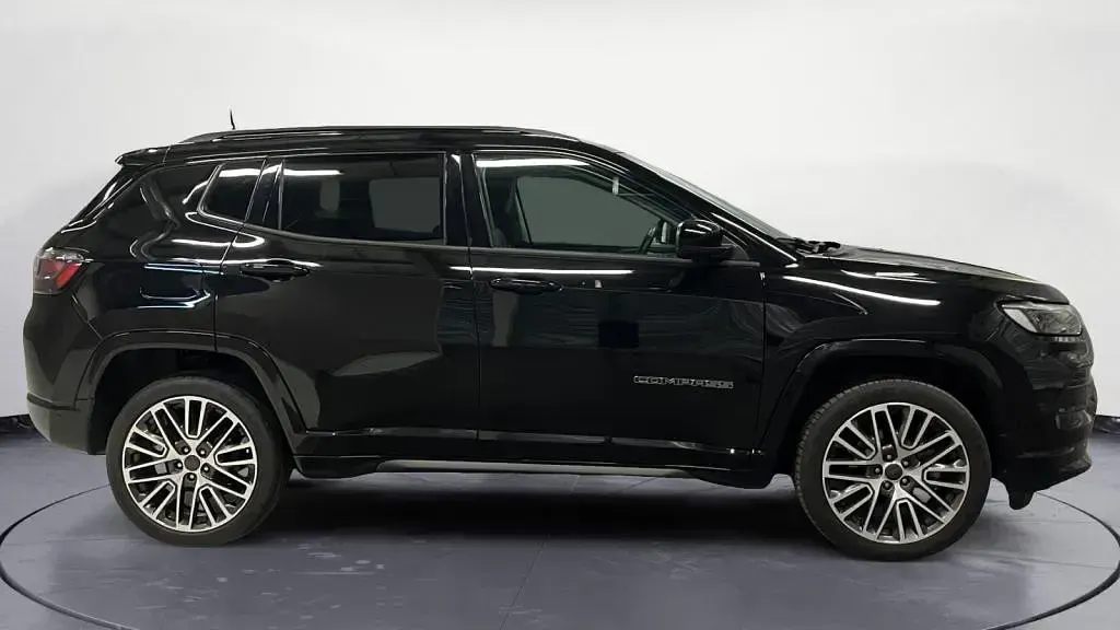 Usata Jeep Compass Summit 131 CV (96 kW) 2025 Nero SUV