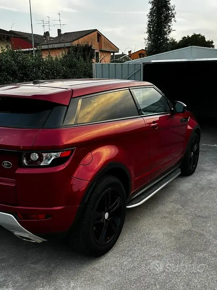 Usata Land Rover Range Rover evoque 190 CV (139 kW) 2014 Rosso SUV