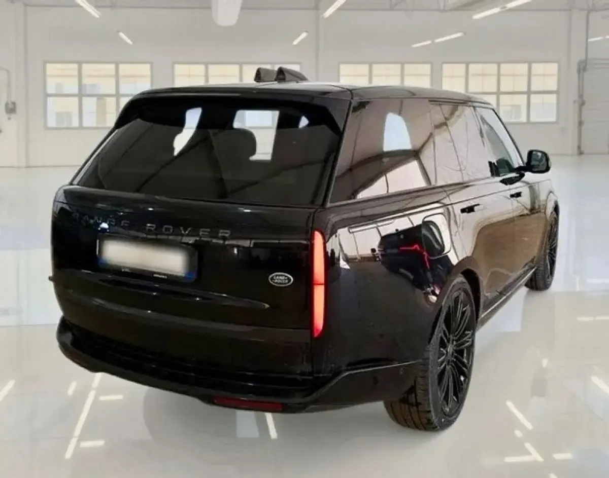 Usata Land Rover Range Rover HSE 351 CV (258 kW) 2024 Nero SUV