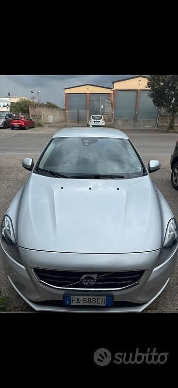 Usata Volvo V40 CC 120 CV (88 kW) 2015 Station wagon