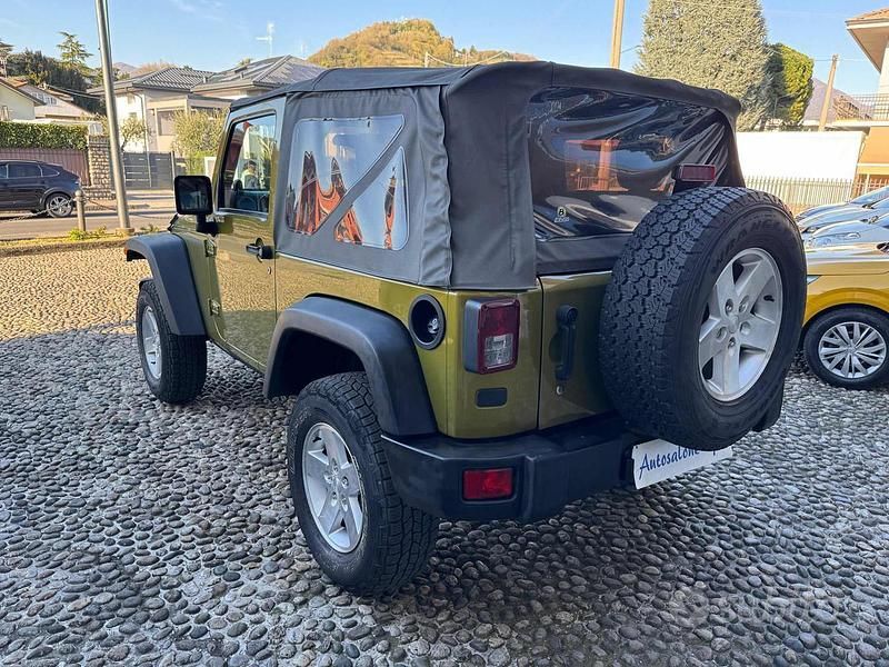 Usata Jeep Wrangler Sport 177 CV (130 kW) 2008 Verde SUV