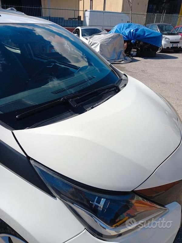 Usata Toyota Aygo X-cite 69 CV (50 kW) 2014 Bianco Utilitaria