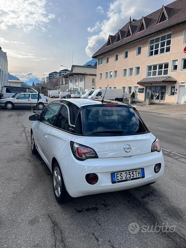 Occasion Opel Adam 100 ch (73 kW) 2013 Citadine