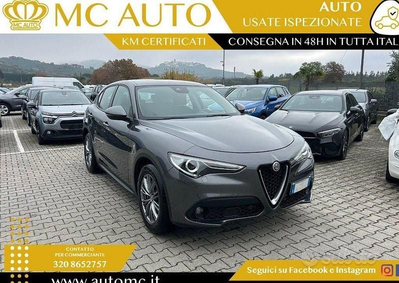 Grigio Usata 2019 Alfa Romeo Stelvio Executive SUV | 18.499 € (Ottimo prezzo) - Immagine 1/4