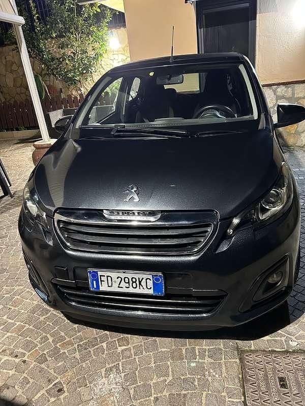 Usata Peugeot 108 Allure 69 CV (50 kW) 2015 Utilitaria