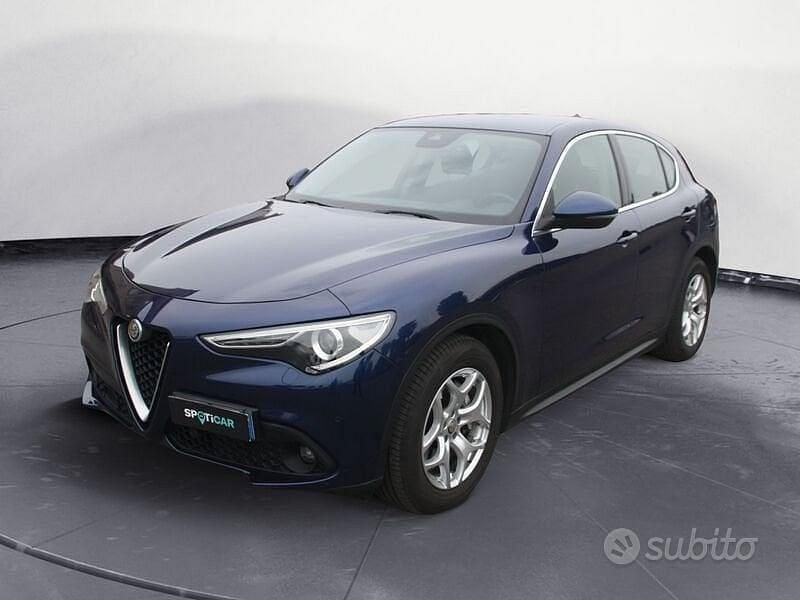 Usata Alfa Romeo Stelvio Business 160 CV (117 kW) 2021 Blu SUV