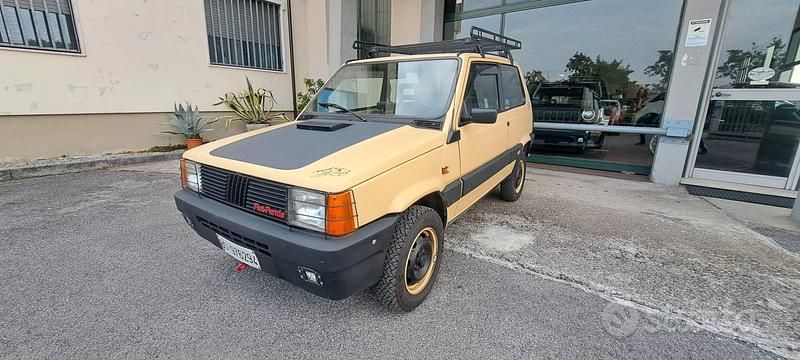 Usata Fiat Panda 4x4 50 CV (36 kW) 1986 Beige Utilitaria
