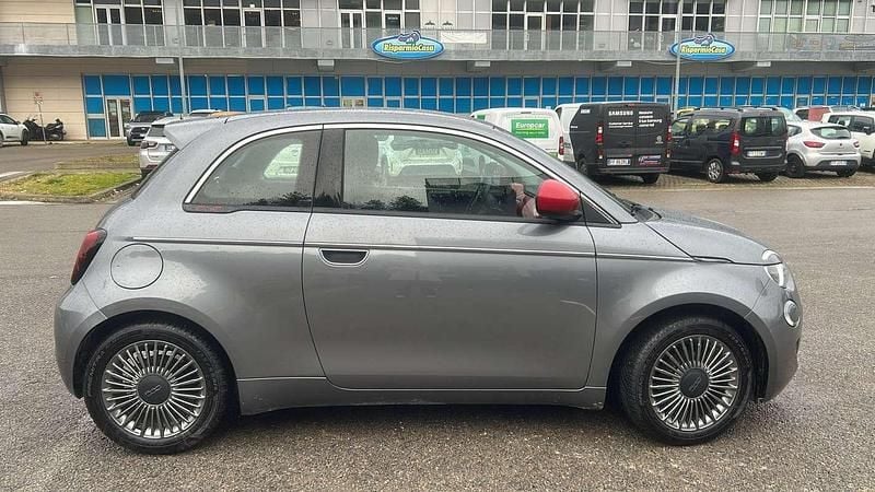 Usata Fiat 500e Passion 42 kW (58 CV) 2021 Grigio Utilitaria
