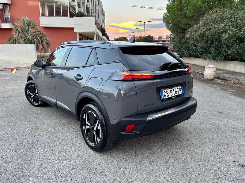 Usata Peugeot 2008 Allure 110 CV (80 kW) 2023 SUV