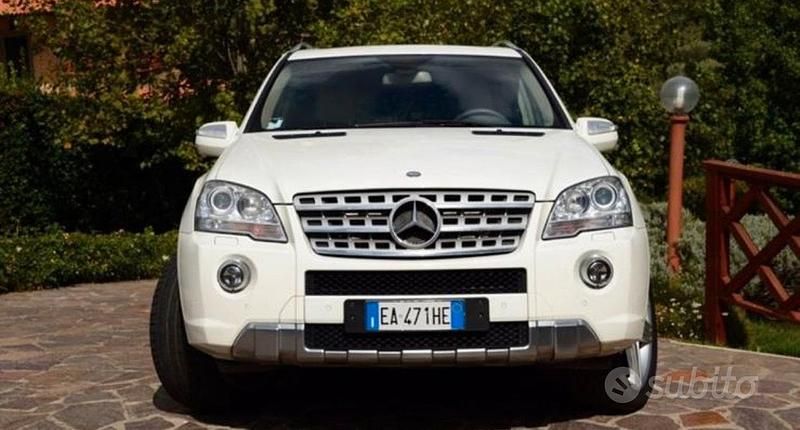 Usata Mercedes ML350 AMG 211 CV (155 kW) 2010 Bianco SUV