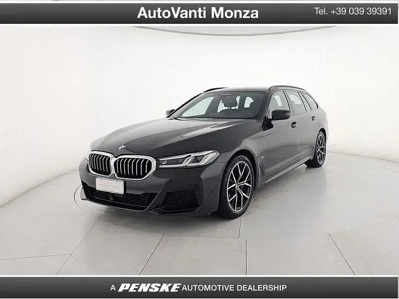 Usata BMW 540 M Sport 333 CV (244 kW) 2022 Grigio Station wagon