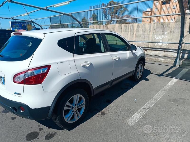 Usata Nissan Qashqai 117 CV (86 kW) 2013 Bianco SUV
