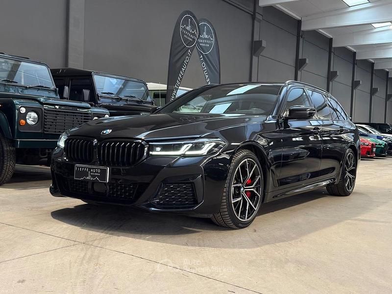 Usata BMW 520 M Sport 190 CV (139 kW) 2023 Nero metallizzato Station wagon