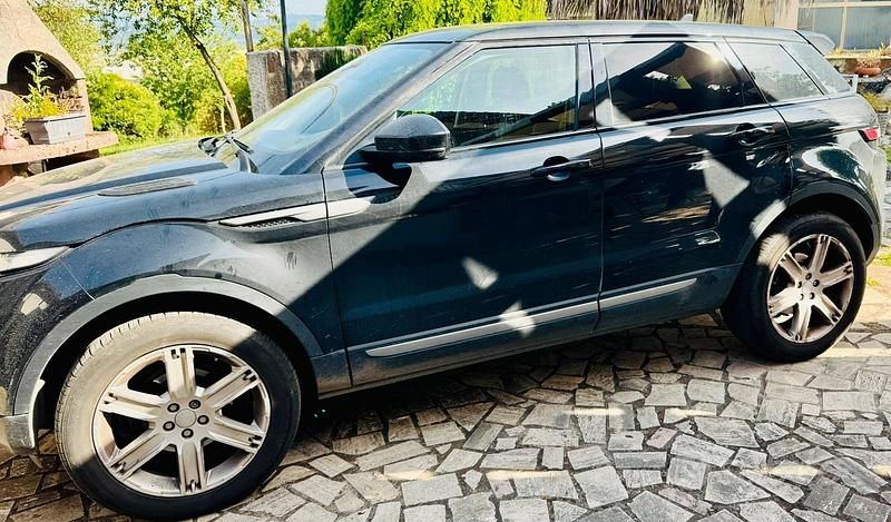 Usata Land Rover Range Rover evoque Pure 150 CV (110 kW) 2015 Nero SUV
