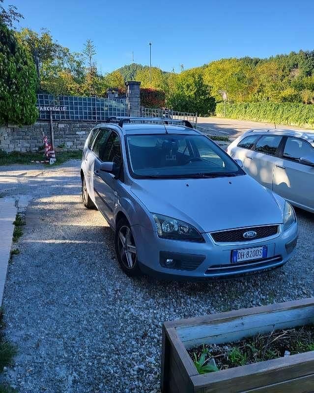 Usata 2006 Ford Focus Style Station wagon | 1000 € (Ottimo prezzo) - Immagine 1/3