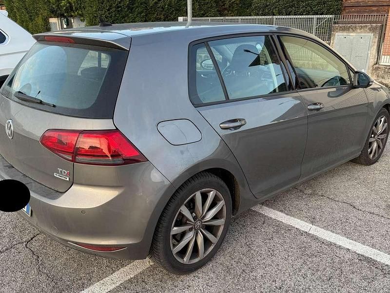 Usata VW Golf VII Highline 110 CV (80 kW) 2017 Grigio Berlina