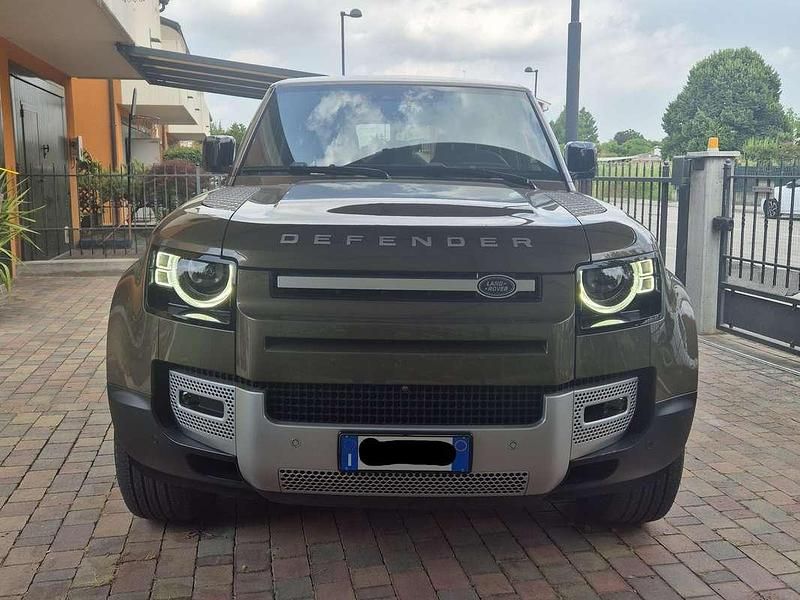 Bronzo Usata 2021 Land Rover Defender S SUV | 47.000 € - Immagine 1/4