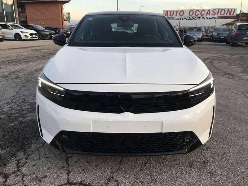 Usata Opel Corsa 101 CV (74 kW) 2024 Bianco Utilitaria