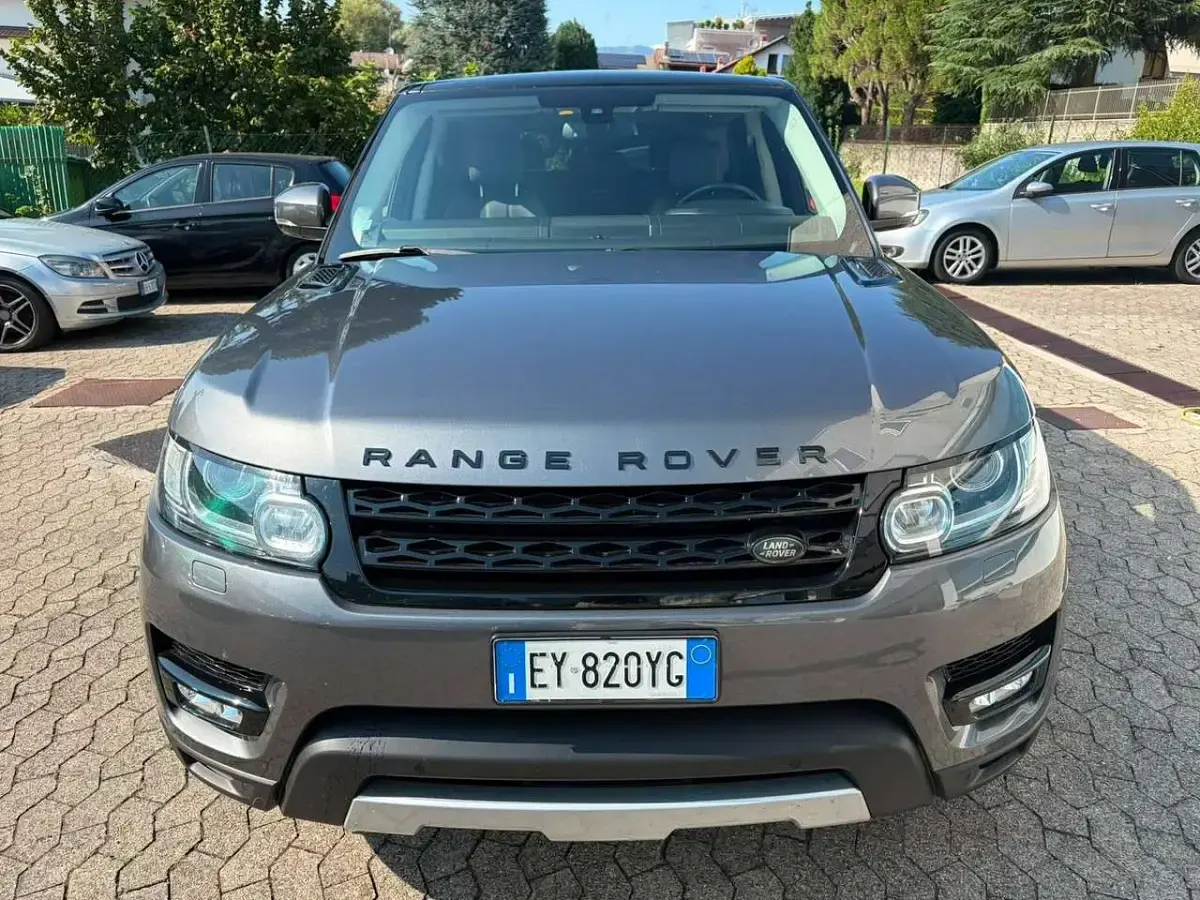 Usata Land Rover Range Rover HSE Dynamic 249 CV (183 kW) 2015 Grigio SUV