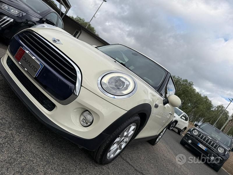 Usata Mini One D Hype 115 CV (84 kW) 2017 Beige Utilitaria