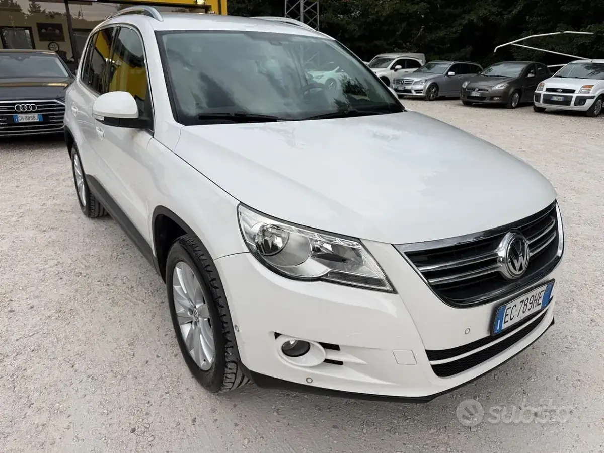 Usata VW Tiguan Sportline 140 CV (102 kW) 2010 Bianco SUV