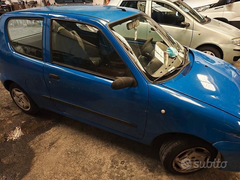 Blu Usata 2004 Fiat Seicento Due volumi | 800 € (Super prezzo) - Immagine 1/4