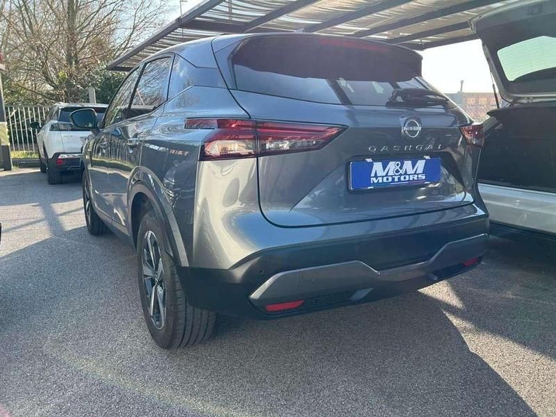 Usata Nissan Qashqai N-Connecta 140 CV (102 kW) 2024 Gray SUV