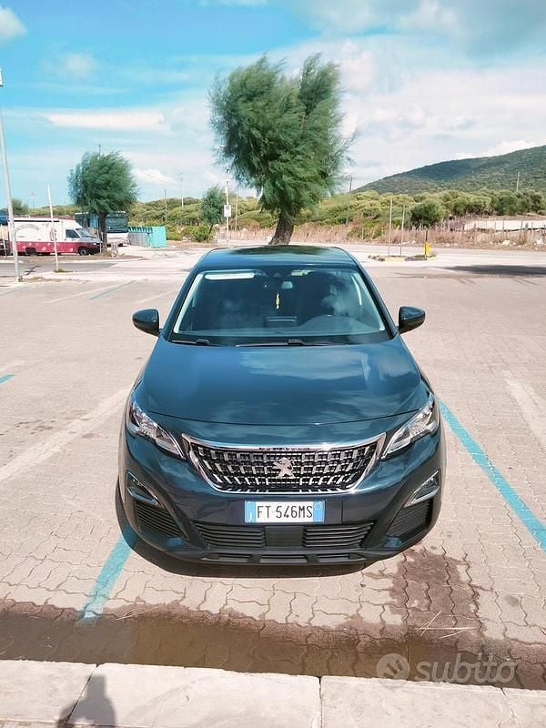 Usata Peugeot 3008 Allure 131 CV (96 kW) 2018 Station wagon