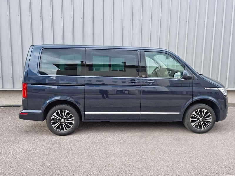 Usata VW Multivan Generation Six 150 CV (110 kW) 2021 Blu/azzurro Furgone