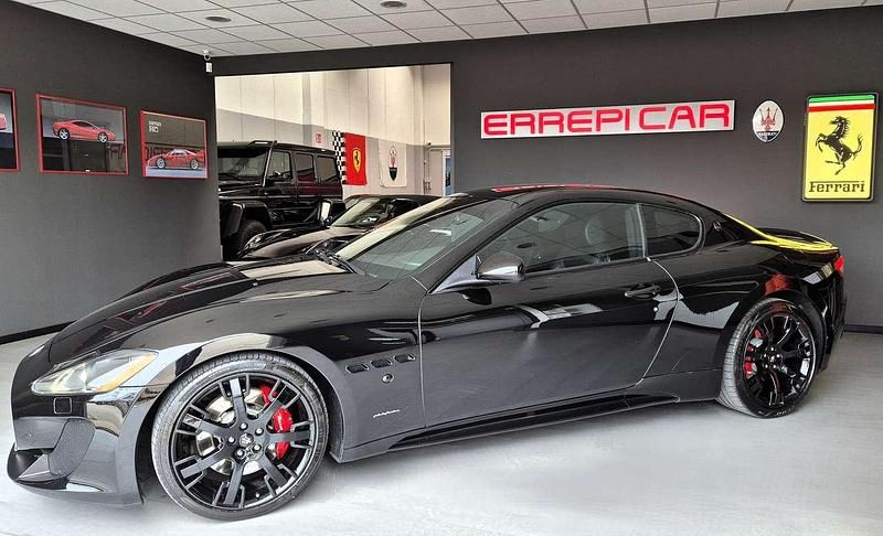 Usata Maserati Granturismo 439 CV (322 kW) 2012 Nero Coupé