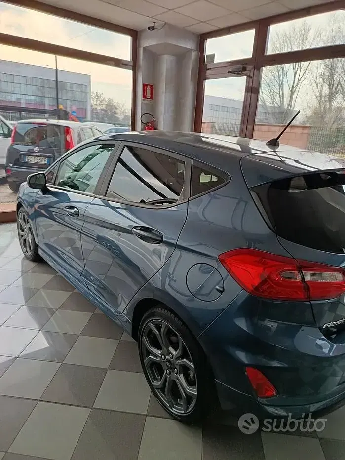 Usata Ford Fiesta ST-Line 101 CV (74 kW) 2019 Blu/azzurro Utilitaria