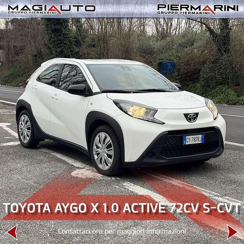 Usata Toyota Aygo X Active 72 CV (52 kW) 2025 Bianco SUV