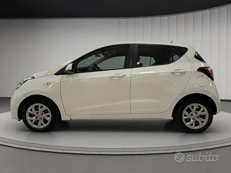 Usata Hyundai i10 Classic 67 CV (49 kW) 2017 Bianco Utilitaria