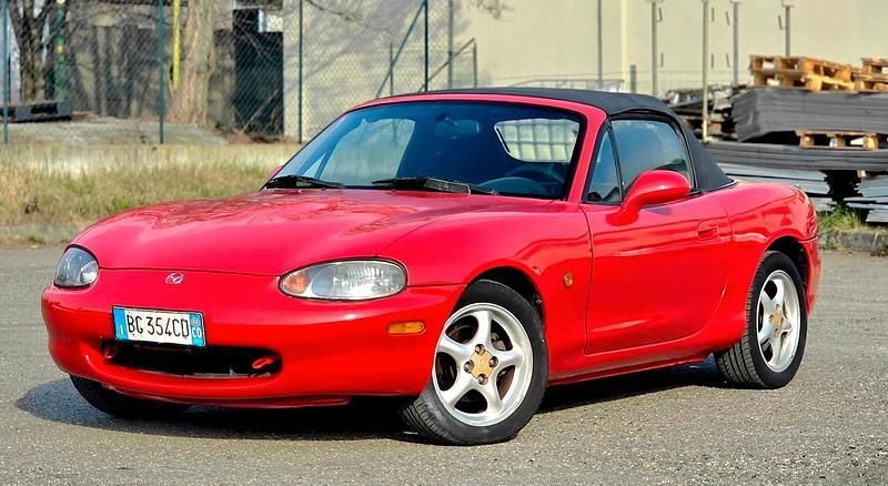 Rosso Usata 1999 Mazda MX5 Cabrio | 6999 € - Immagine 1/4