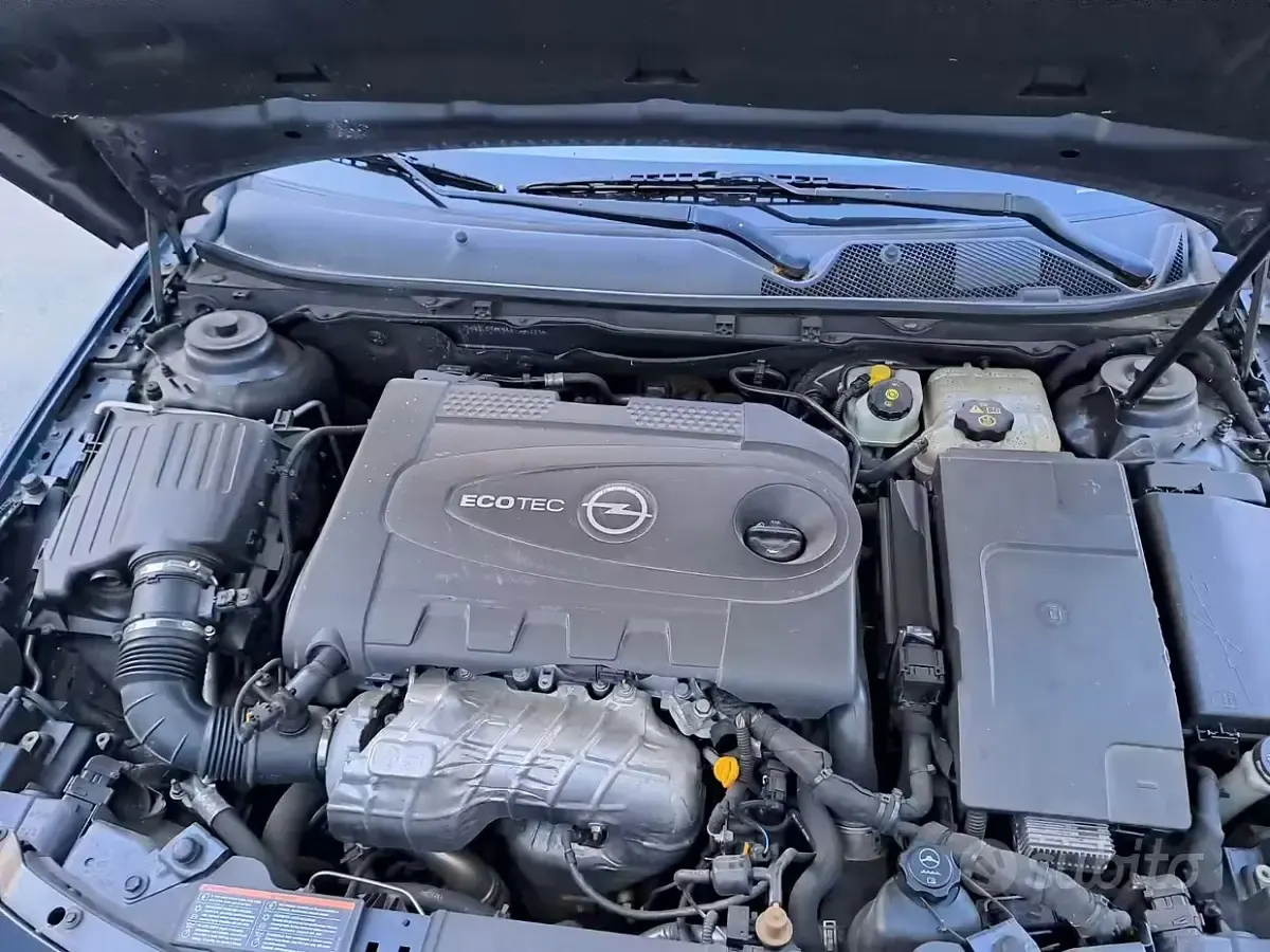 Usata Opel Insignia Cosmo 160 CV (117 kW) 2010 Grigio Station wagon