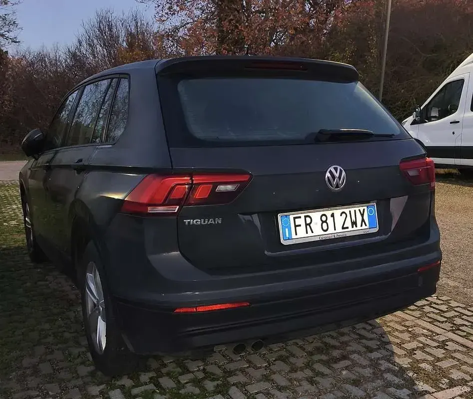 Usata VW Tiguan 116 CV (85 kW) 2018 Grigio SUV